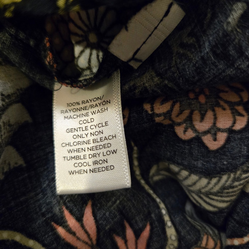 LOFT Womens Black Floral Mixed Print Long Sleeve Rayon Henley Blouse Size L - Picture 4 of 4